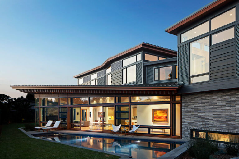 Biet-thu-hien-dai-kieu-Nhat-Ban-su-dung-go-da-va-kinh