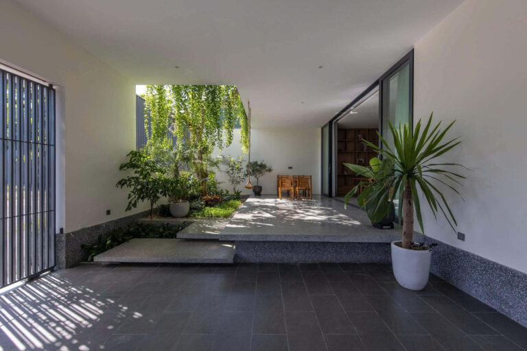 Chọn màu sắc và vật liệu phù hợp